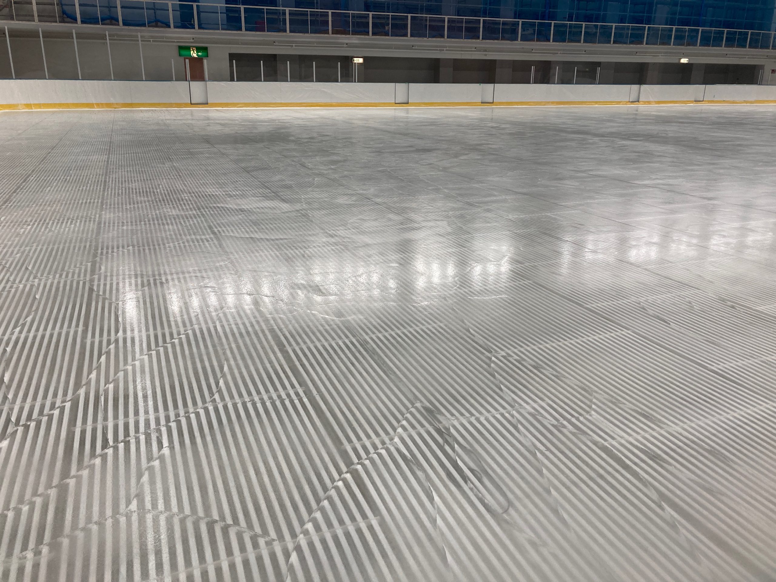 ＃４ 結氷作業（ホワイト塗装）